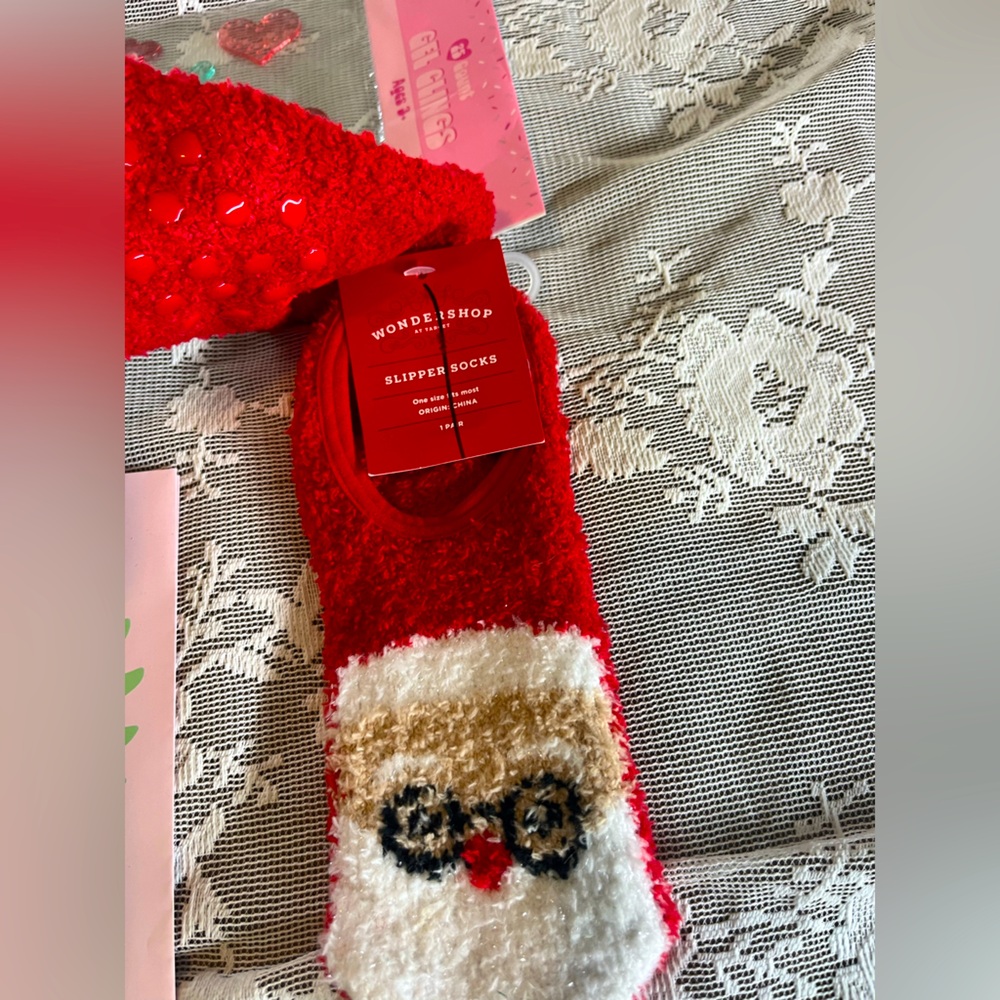 Different items - Picture 2 of 6